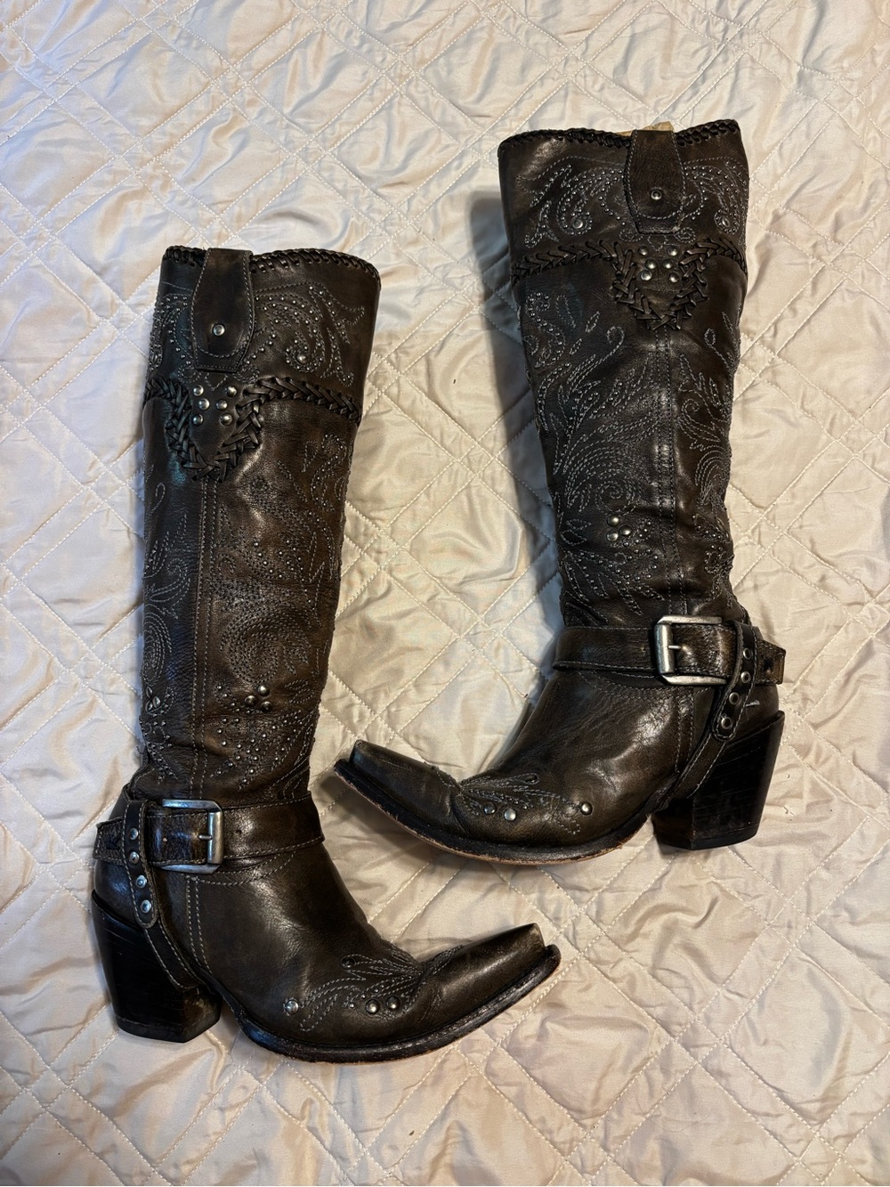 Corral boots